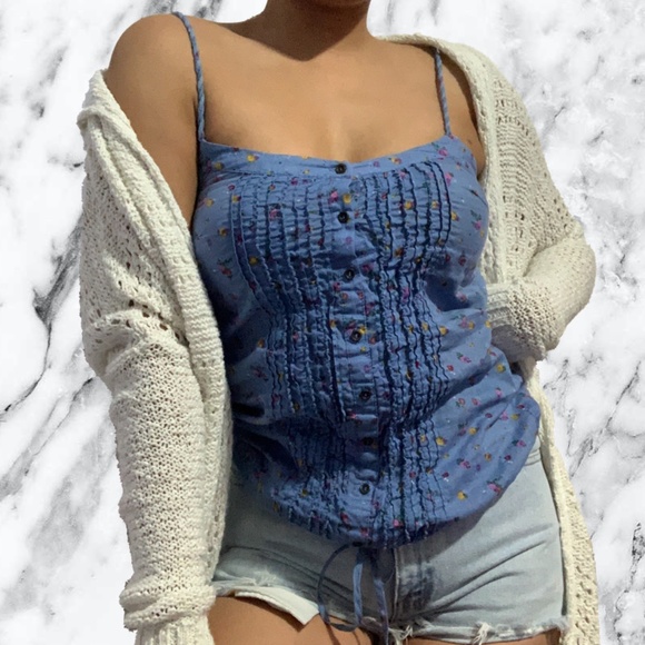 3 for $15 Garage Blue Floral Top - Picture 1 of 9